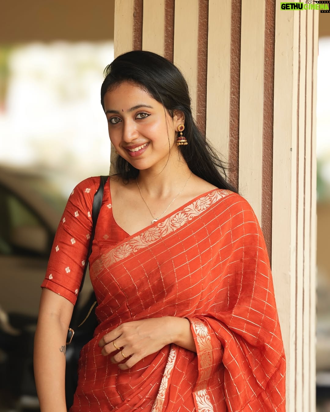 Anchana Nethrun - 15.4K Likes - 🎶🧡