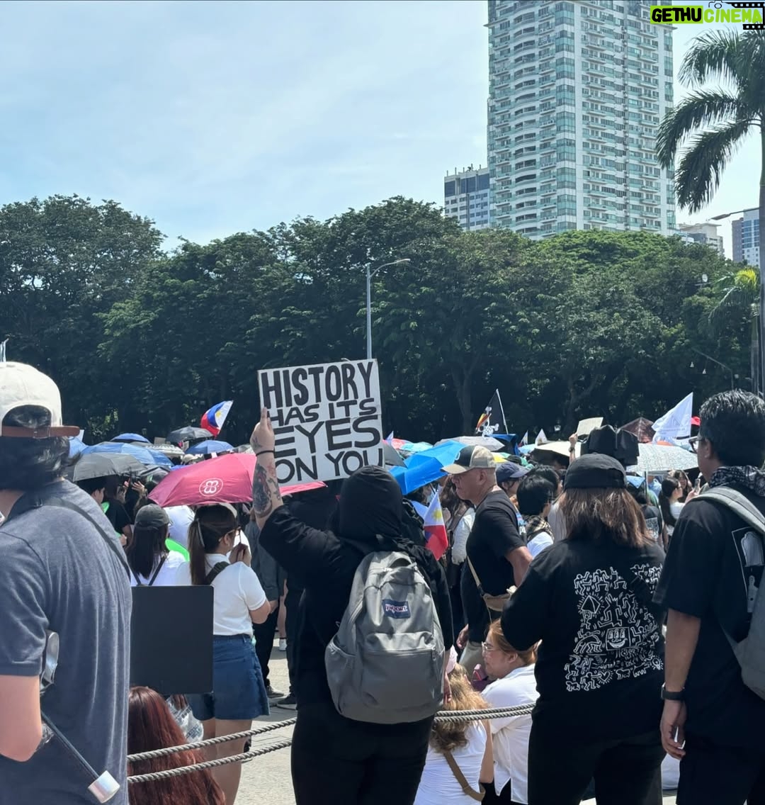 Andrea Brillantes - 547.2K Likes - Hindi madali, pero importante. Nandito tayo. Walang makakalimot! at sana, wag lang po hanggang social media.

#september21 #luneta