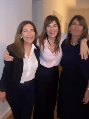 Andrea Frigerio Instagram - Festejar el cumpleaƱos con amigos es lo mĆ”s de lo mĆ”s de lo mĆ”s de lo mĆ”s. ReĆrse , abrazarse, celebrar la vida.
Gracias @lucasbocchino amor de mi vida ā„ļø
@finibocchino mi BB
@nequigalotti
@evelynscheidl
@teresacalandra
@elviobichi
@elvitorsoy
@mi_chis_
@durandbarbara
@clau.leonelli
@damasialottero
@aguslanusse
@leticiacarossella
Y mis hermanitas adoradas @paulitam2015 @ugemitchelstein @marialuisamitchelstein
Ahhh Y Paquete
Divina tarde compartida
ā„ļøā„ļøā„ļøā„ļøā„ļøā„ļøā„ļøā„ļøā„ļøā„ļøā„ļøā„ļøā„ļøā„ļøā„ļøā„ļøā„ļøā„ļø