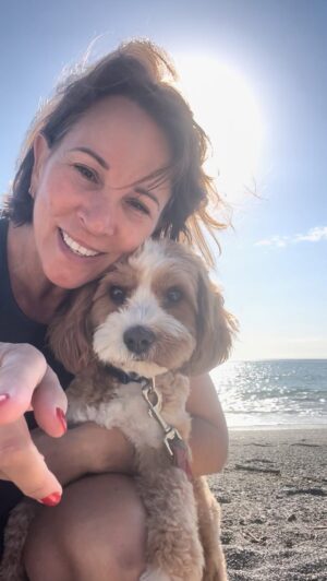 Andrea McLean Instagram - Dog walking conditions today…
👌