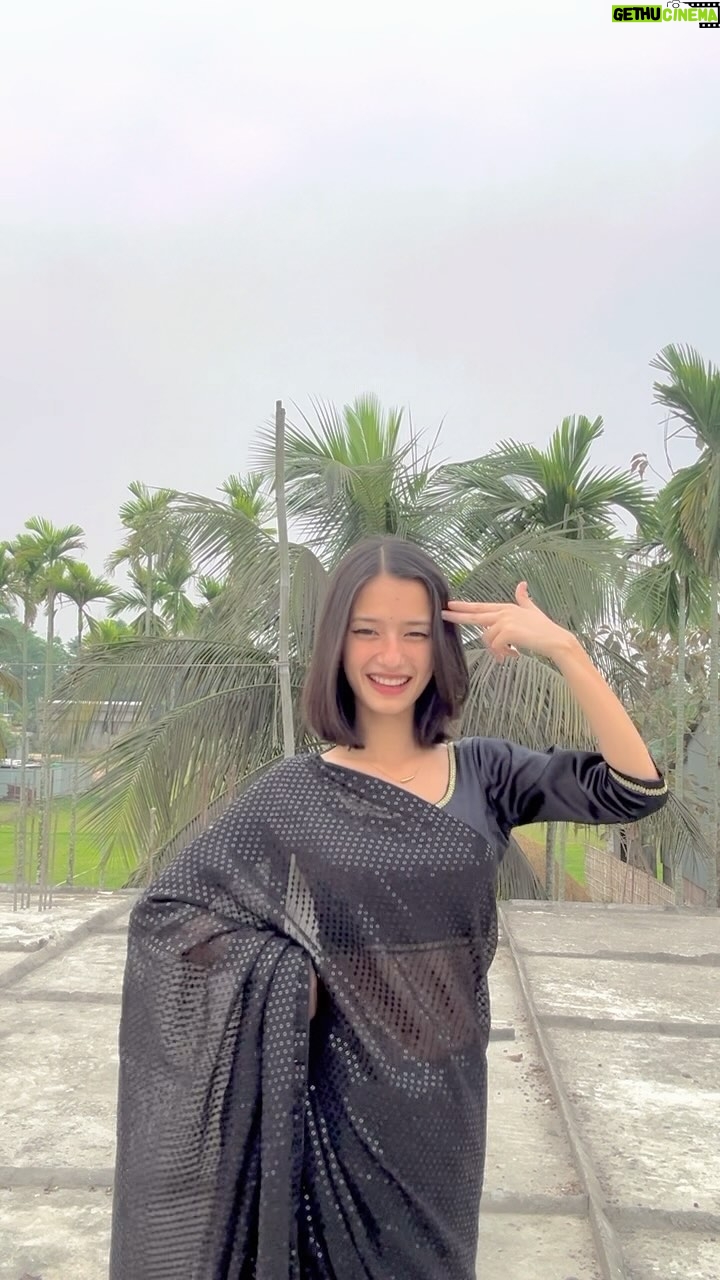 Aney Lepcha - 112.6K Likes - Pyasi Pyasi maar jaungi 🤓❤️😂#aneylepcha#dance#saree#foryoupage#fyp#india#assam#instagramreels#pyasipyasimarjaungi