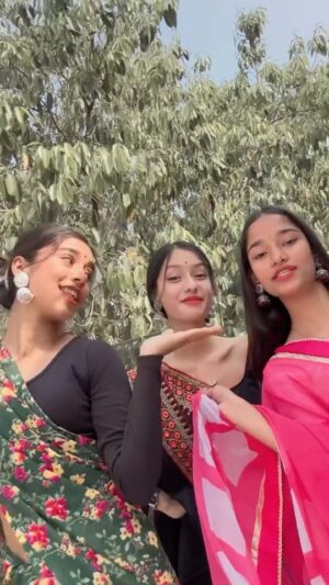 Aney Lepcha Instagram - Pahadi song❤️ #pahadisong#trending#song#aneylepcha#gitugori#friendship#Assam#instagramreels
