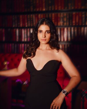 Angana Roy Instagram - So dark so deep. The secrets that you keep...✨

Makeup & hairstyling: @divyanshi_makeup 
Photography: @reelswalebhaiya_abir 
Thank you @chandreyee.ghosh for gifting me this lovely dress! You made my Birthday more special🫶🏻

#trending #viral #trendingpost #viralpage #viralpost #viralaudio #trendingaudio #portraits #instadaily #instaviral #blackdress #birthdaybash #nightparty #clubvibe #vibing #explore #explorepage #exploremore #mood #bold #classy #sassy #dreamy #anganaroy