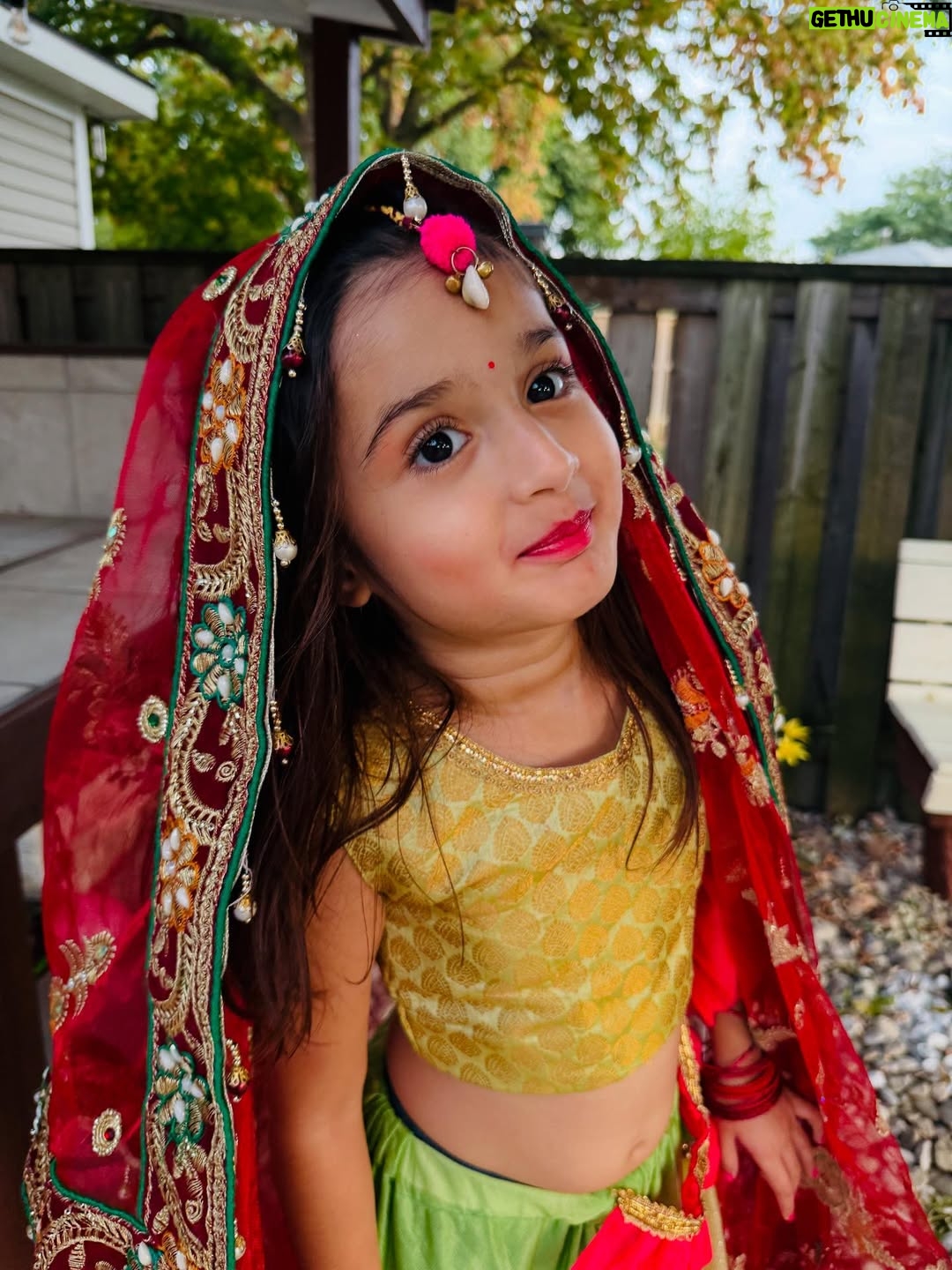Angel Elena - 1K Likes - Cute conversion of original pic into these beautiful outfits pic ❤️

#garwa #ai#googlegeminitrend❤️🤗✨ #googlegemini❤️ #newtrend#beauty #navratrivibes❤️ #gujarati