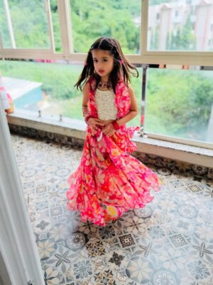 Angel Elena Instagram - Rakshabandhan 2025🧿❤️
#post#reef2reef #rakshabandhan #reebok #reelitfeelit #trendingreelsvideo #postivethinking #postoftheday #cutecut #trendingsongs #trendingnow