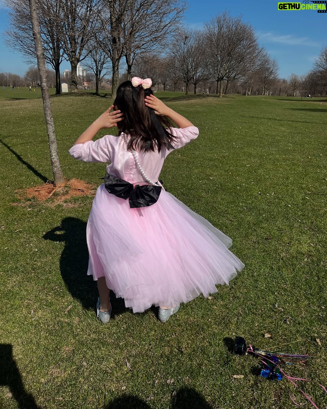Angel Elena - 1.1K Likes - Pre Birthday shoot🥰 
My princess will be 6 years old on 18th April ❤️❤️😘😘🎂🎉🧚
Growing so fast🙂😇

#birthdaycake #6birthday #princessbirthday #happy birthday #birtday #birtjdayshoot #outdoorshoot #princess #cutebaby #babyelenahday