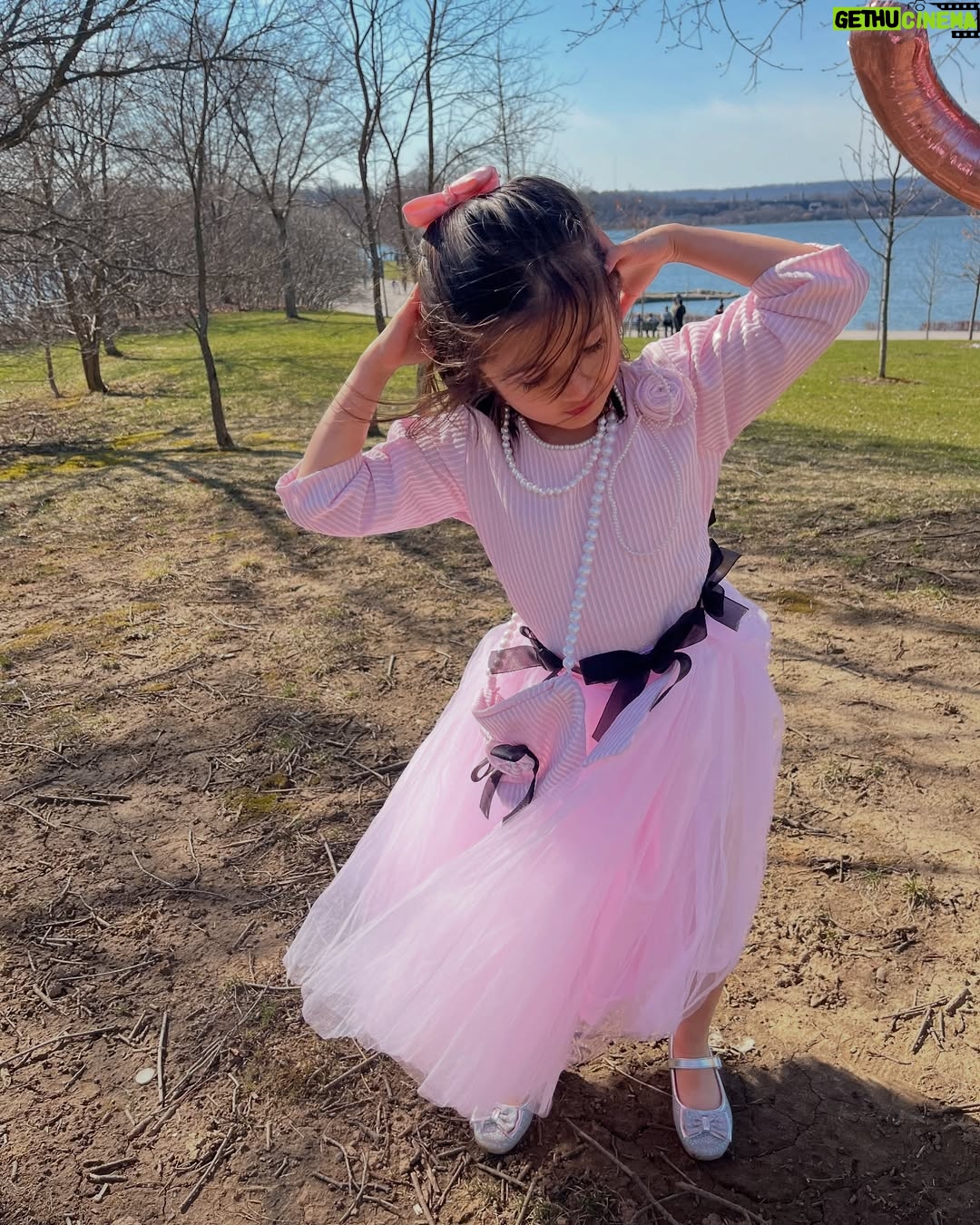 Angel Elena - 1.1K Likes - Pre Birthday shoot🥰 
My princess will be 6 years old on 18th April ❤️❤️😘😘🎂🎉🧚
Growing so fast🙂😇

#birthdaycake #6birthday #princessbirthday #happy birthday #birtday #birtjdayshoot #outdoorshoot #princess #cutebaby #babyelenahday