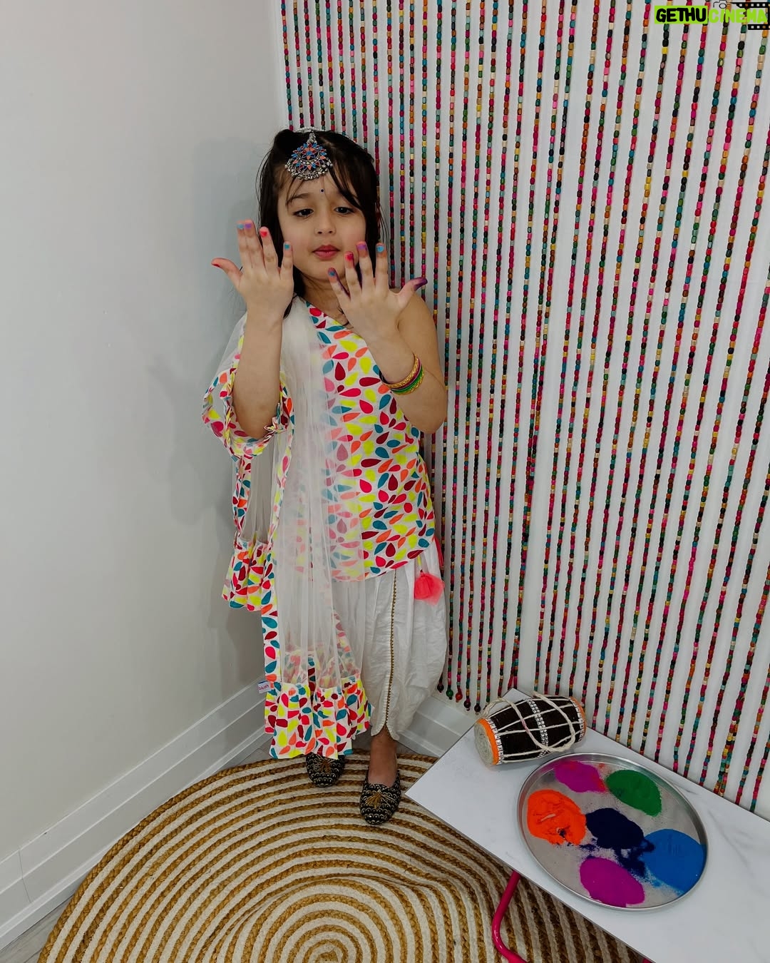 Angel Elena - 20.1K Likes - Wishing you all a very happy holi ❤️

#holi#rang#festival #colourful #holihai#newpost#holivibes #indian#festivals #ethenicwear