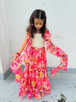Angel Elena Instagram - Rakshabandhan 2025🧿❤️
#post#reef2reef #rakshabandhan #reebok #reelitfeelit #trendingreelsvideo #postivethinking #postoftheday #cutecut #trendingsongs #trendingnow