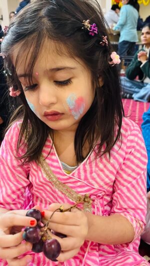 Angel Elena Instagram - My beautiful daughter 🧒 😘
#reel #reelkrofeelkro❤️ #trendingsongs #instagramreel #viralreel #reelitin #trendingreels #reelitfeelit🧚🏼♀️ #reelstrending