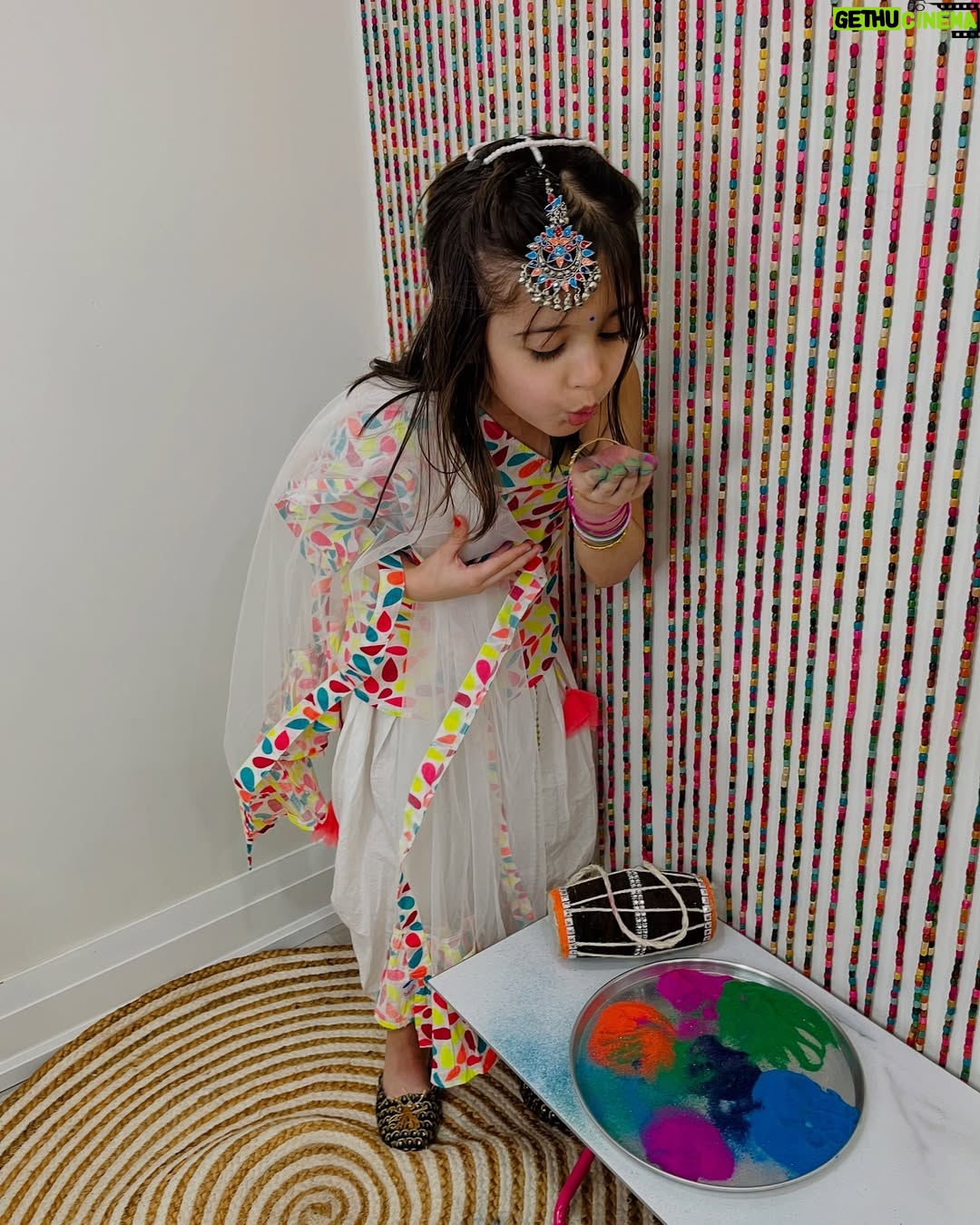 Angel Elena - 20.1K Likes - Wishing you all a very happy holi ❤️

#holi#rang#festival #colourful #holihai#newpost#holivibes #indian#festivals #ethenicwear