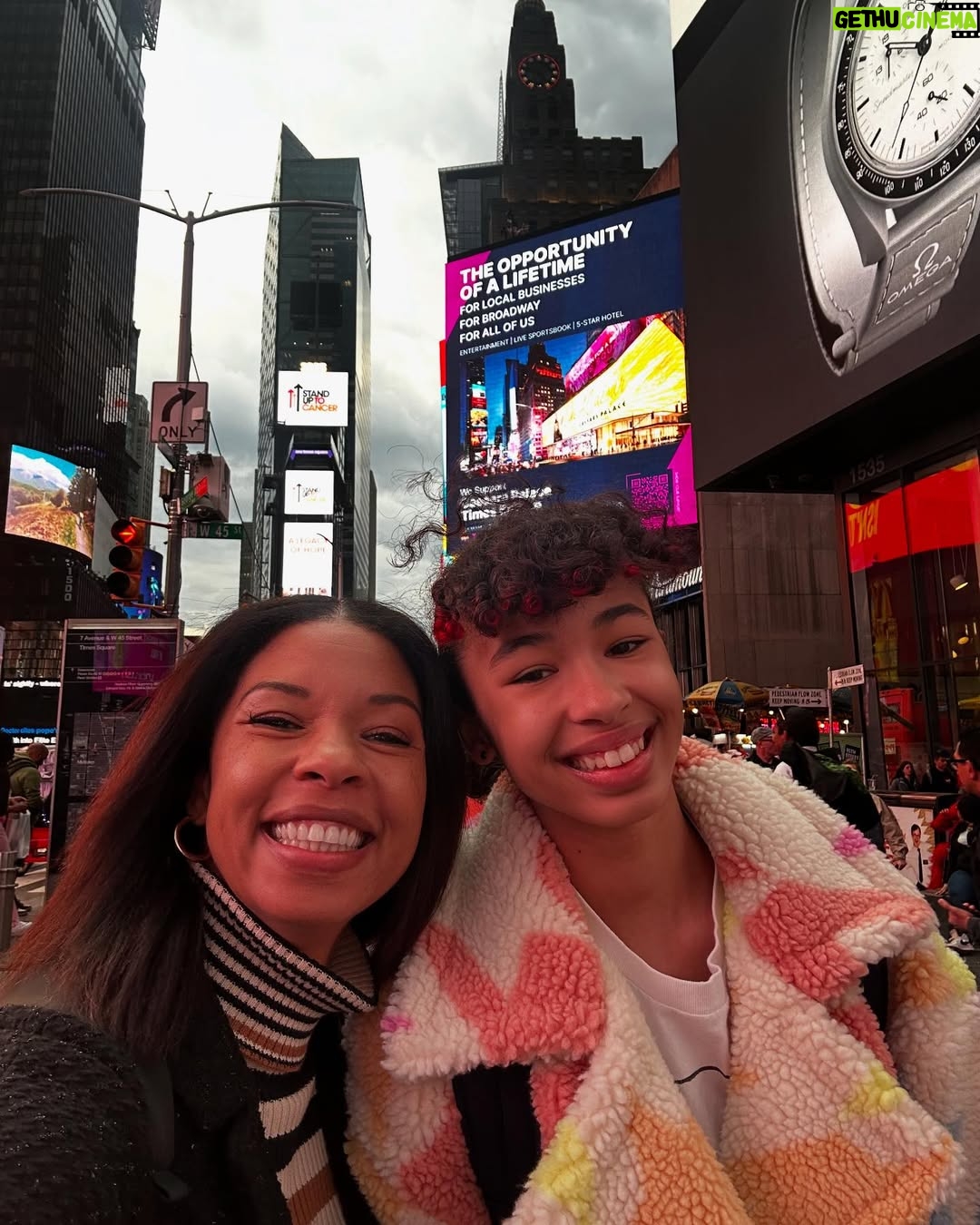 Angel Parker - 3.6K Likes - ✨STAY GOLD NYC✨