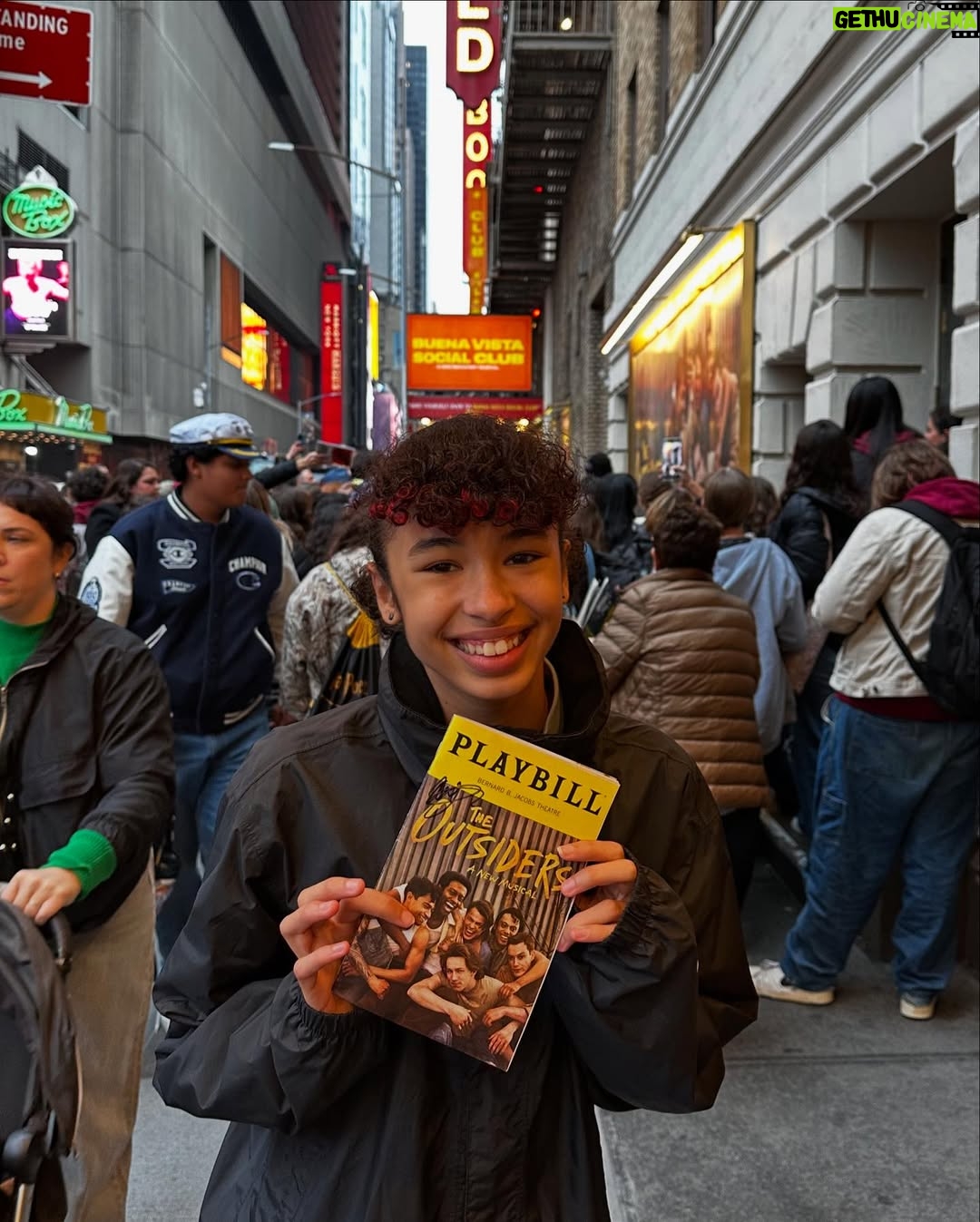 Angel Parker - 3.6K Likes - ✨STAY GOLD NYC✨