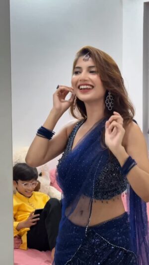 Angel Rai Instagram - Cutest video ever ❤️🔥🙈🥰
#foryou #angelrai #trending #viral #thumakthumak #juttmeri #angel #wings #fun #love #blessings #angellovers
