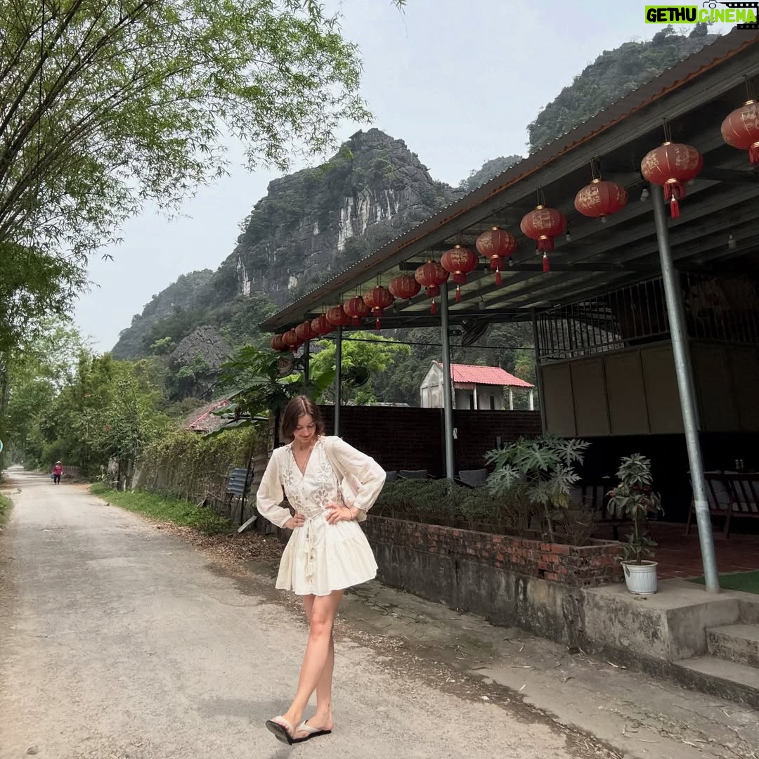 Angelina Danilova - 30.3K Likes - Xin chào, Vietnam 🇻🇳🌿
