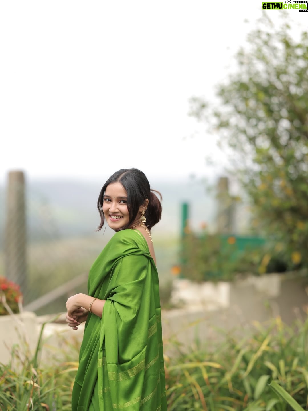 Anikha - 1 Million Likes - Serving mallu girl in the front, shivering in the back.
ooty was too cold-

@alkas_bridal