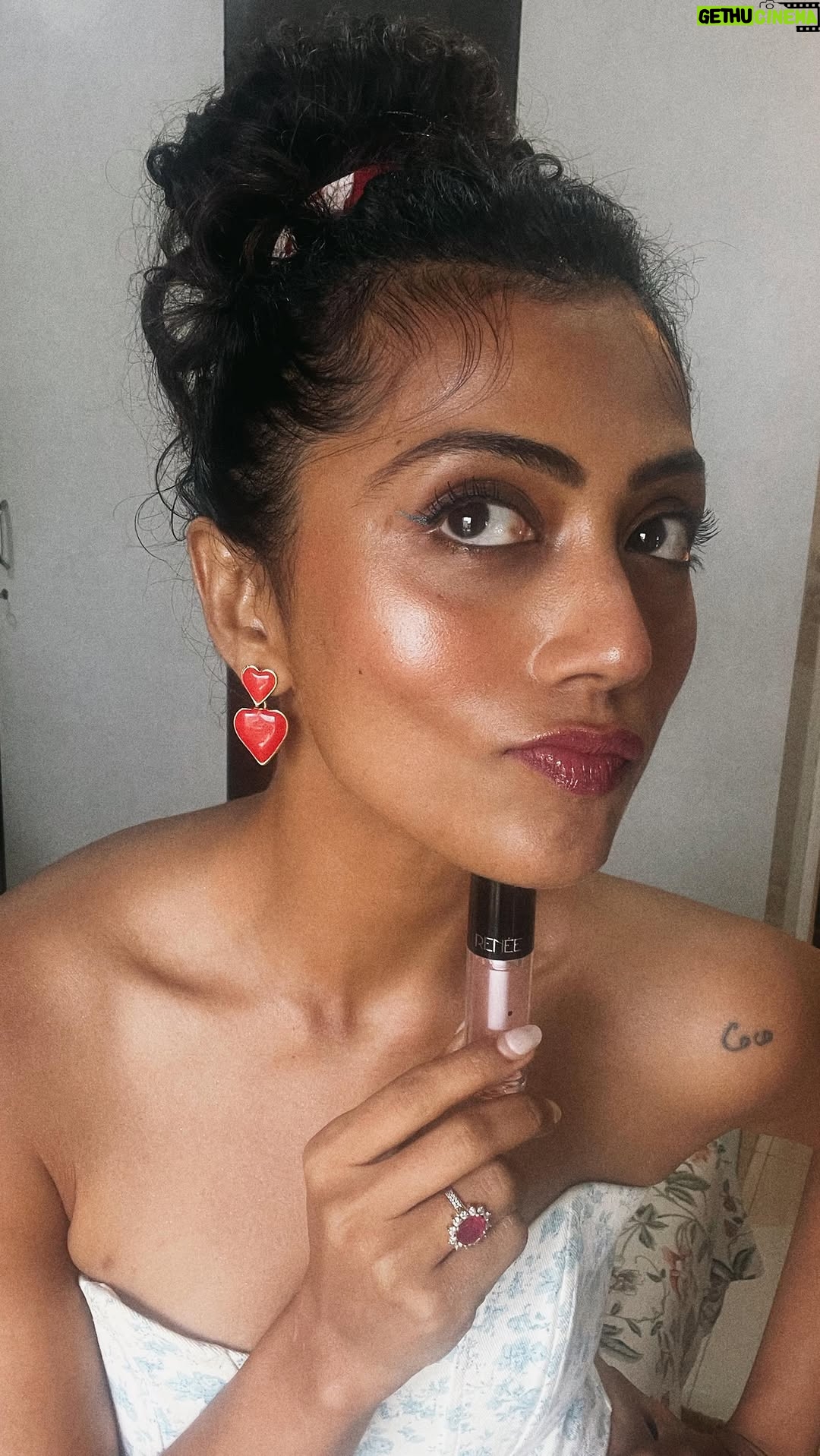 Anindita Bose - 13.9K Likes - NO!! 
.
.
Sass & lash by @makeuprevolutionindia 
.
.
#notatrend #mood #thatsitthatsall💯