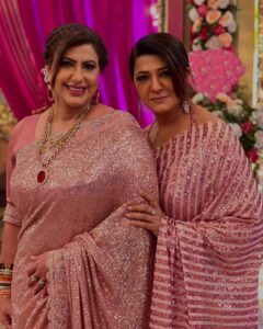 Actress Anisha Hinduja HD Photos and Wallpapers September 2025