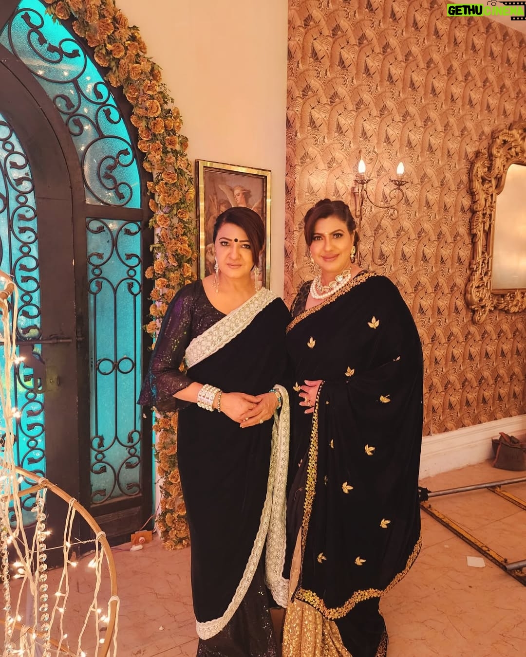 Anisha Hinduja - 28.1K Likes - Happy birthday to my best friend, my partner in crime, and the peanut butter to my jelly. Love you more than words can say!” 
“Another year, another adventure with my favorite person @ushabachani4 ❤️❤️❤️❤️❤️💐Happy birthday to the one who makes every day brighter!” 

#birthday #wishes #partytime #friends #forever #insta #instagram #fun #grateful