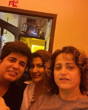 Anisha Hinduja Instagram - Happy birthday to my best friend, my partner in crime, and the peanut butter to my jelly. Love you more than words can say!” 
“Another year, another adventure with my favorite person @ushabachani4 ❤️❤️❤️❤️❤️💐Happy birthday to the one who makes every day brighter!” 

#birthday #wishes #partytime #friends #forever #insta #instagram #fun #grateful