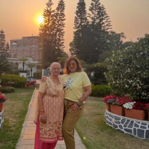 Anisha Hinduja Instagram - 