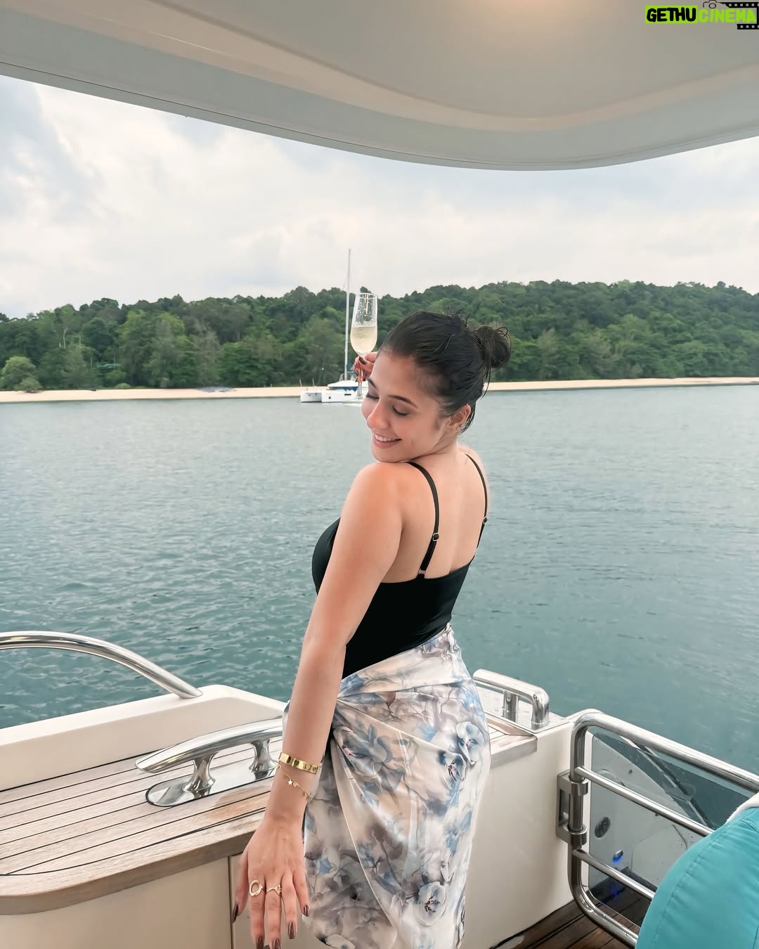 Anisha Mishra - 5.2K Likes - Here’s your pretty little baby 🤍✨
