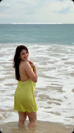 Anisha Mishra Instagram - I feel happy around water 💕