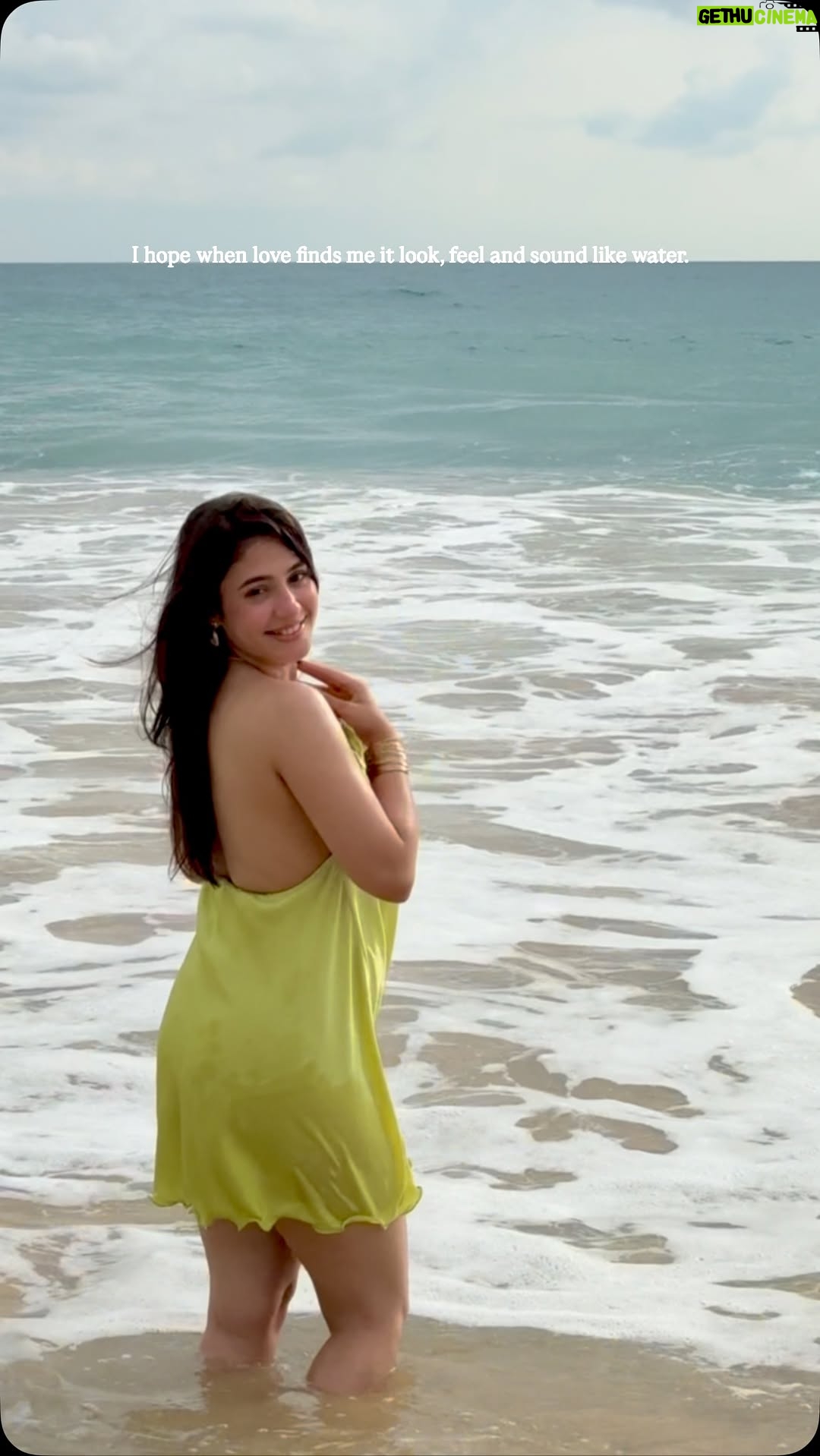 Anisha Mishra - 3K Likes - I feel happy around water 💕