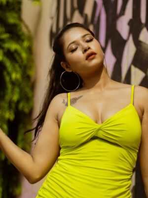 Anisha Sahai Instagram - own lane, own wave, own pace 🌱☘️