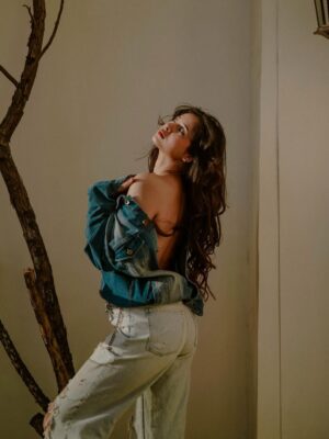 Anisha Sahai Instagram - brb, flirting with life