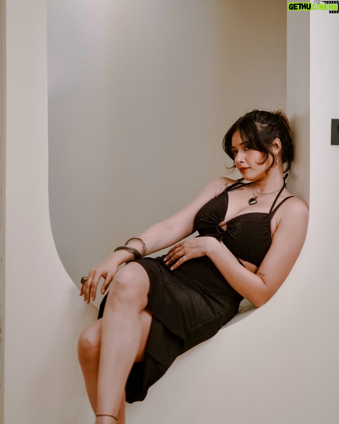 Anisha Sahai - 877 Likes - 🌩️🪽