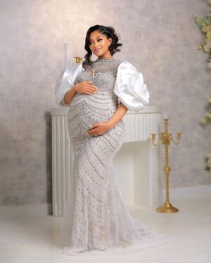 Anita Fabiola Instagram - Every single moment was worth it. I’d do it a thousand times over. We’re so excited to raise our children in a home full of love and joy. Thank you Jesus. 🙏 

This maternity shoot was done afew weeks ago. Organized by this amazing team that I love and appreciate so much. My personal tribe. 
Dress @berylqouture by @berylanita 
Hair @mbajja_sean 
MUA @imani_makeup_studio 
📸 @samiezweddings 
Studio @7thavenuestudio