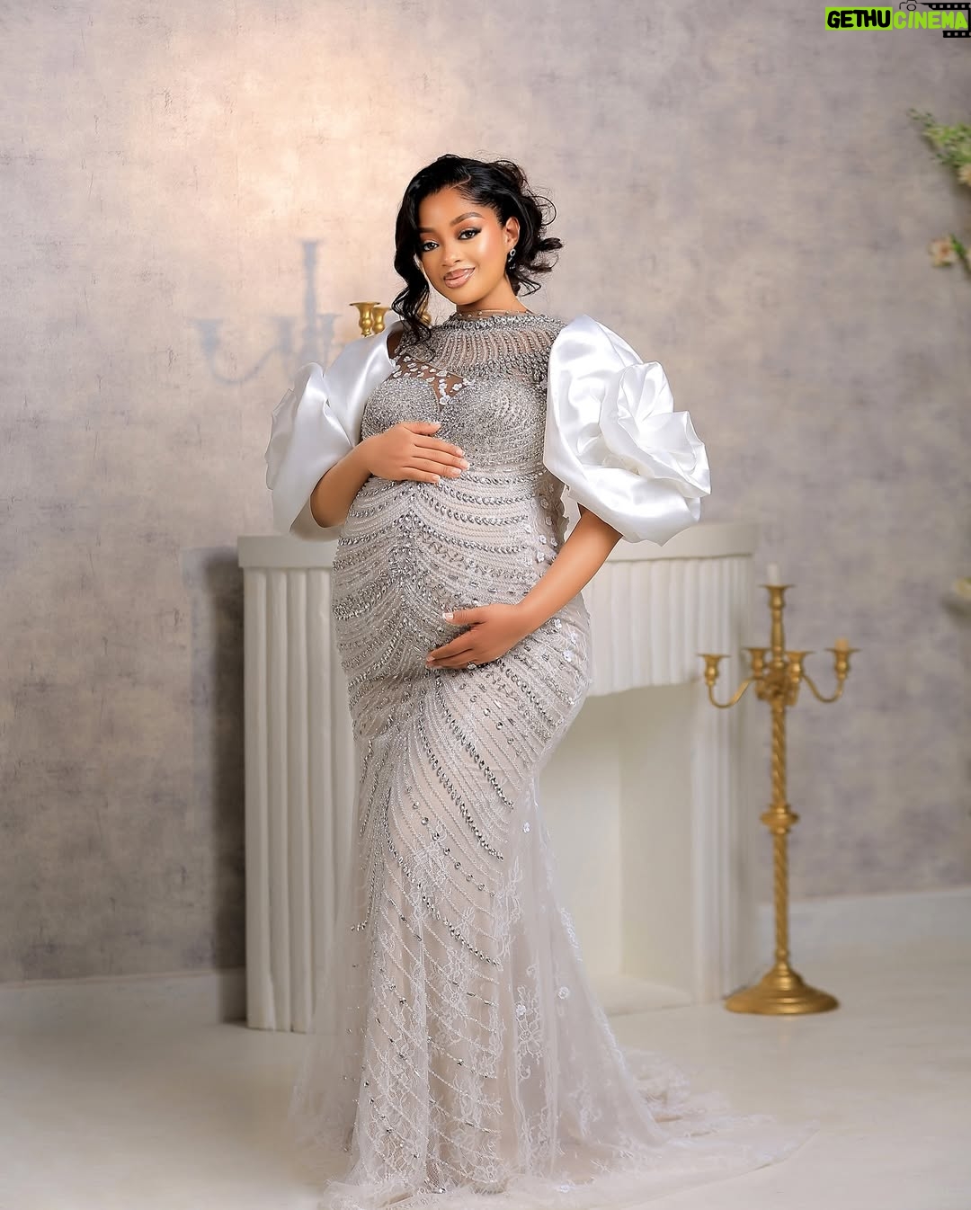 Anita Fabiola - 23.8K Likes - Every single moment was worth it. I’d do it a thousand times over. We’re so excited to raise our children in a home full of love and joy. Thank you Jesus. 🙏 

This maternity shoot was done afew weeks ago. Organized by this amazing team that I love and appreciate so much. My personal tribe. 
Dress @berylqouture by @berylanita 
Hair @mbajja_sean 
MUA @imani_makeup_studio 
📸 @samiezweddings 
Studio @7thavenuestudio