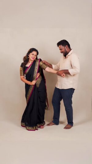 Anitha Sampath Instagram - Dhimsu katta ๐
Beautiful Diwali sarees from @kaithari_studio โ
Loved all the sarees and the blouses๐
Anitha Sampath reels
Makeup hair styling @makeupby_rinu ๐
Cameo @itsme_pg โค๏ธ
#anithasampath #asr #anithasampathreels #anithasampathdresscollection #vijaytv #biggboss #suntv #zeetamil #cwc #makeupartist #cookwithcomali #thalapathyvijay #thalapathy #ootd #outfitoftheday #trendingreels #trending #whatsappstatus #diwalidresses #diwalicollections #diwalisarees #sareecollection
