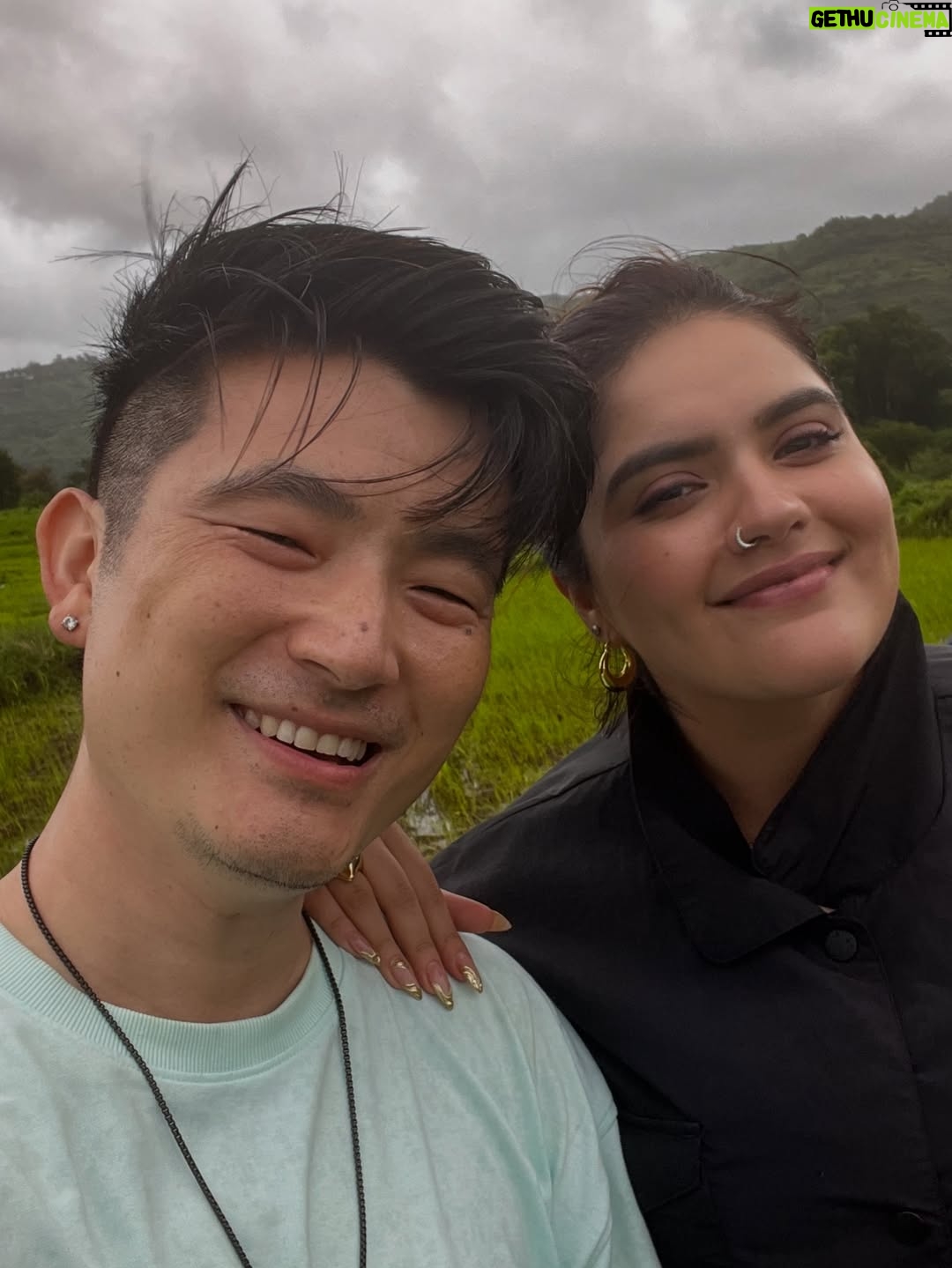 Anjali Anand - 23.6K Likes - 𝐓𝐡𝐫𝐨𝐮𝐠𝐡 𝐚𝐥𝐥 𝐭𝐡𝐞 𝐉𝐡𝐚𝐤𝐚𝐚𝐬 𝐚𝐧𝐝 𝐁𝐚𝐤𝐰𝐚𝐚𝐬 𝐨𝐟 𝐥𝐢𝐟𝐞, 𝐦𝐲 𝐑𝐢𝐝𝐞 𝐨𝐫 𝐃𝐢𝐞 🥰🥰🥰🥰🥰
 
Everything has its limits. But you don’t believe that at all, do you? Because when you love, you love unconditionally, without bounds. You have so much to give that the world is not enough for it to not be overwhelmed by it. Which is why, even when I’m not with you, I’m with you, by your side 🥰

Happiest Birthday sabki jaana @anjalidineshanand 🎊🥳🍾 कितने भी तू कर ले सितम (verrry late nights, for one 🤪), हँस-हँस के सहेंगे हम। ये प्यार ना होगा कम, सनम तेरी क़सम ❤️ #bff