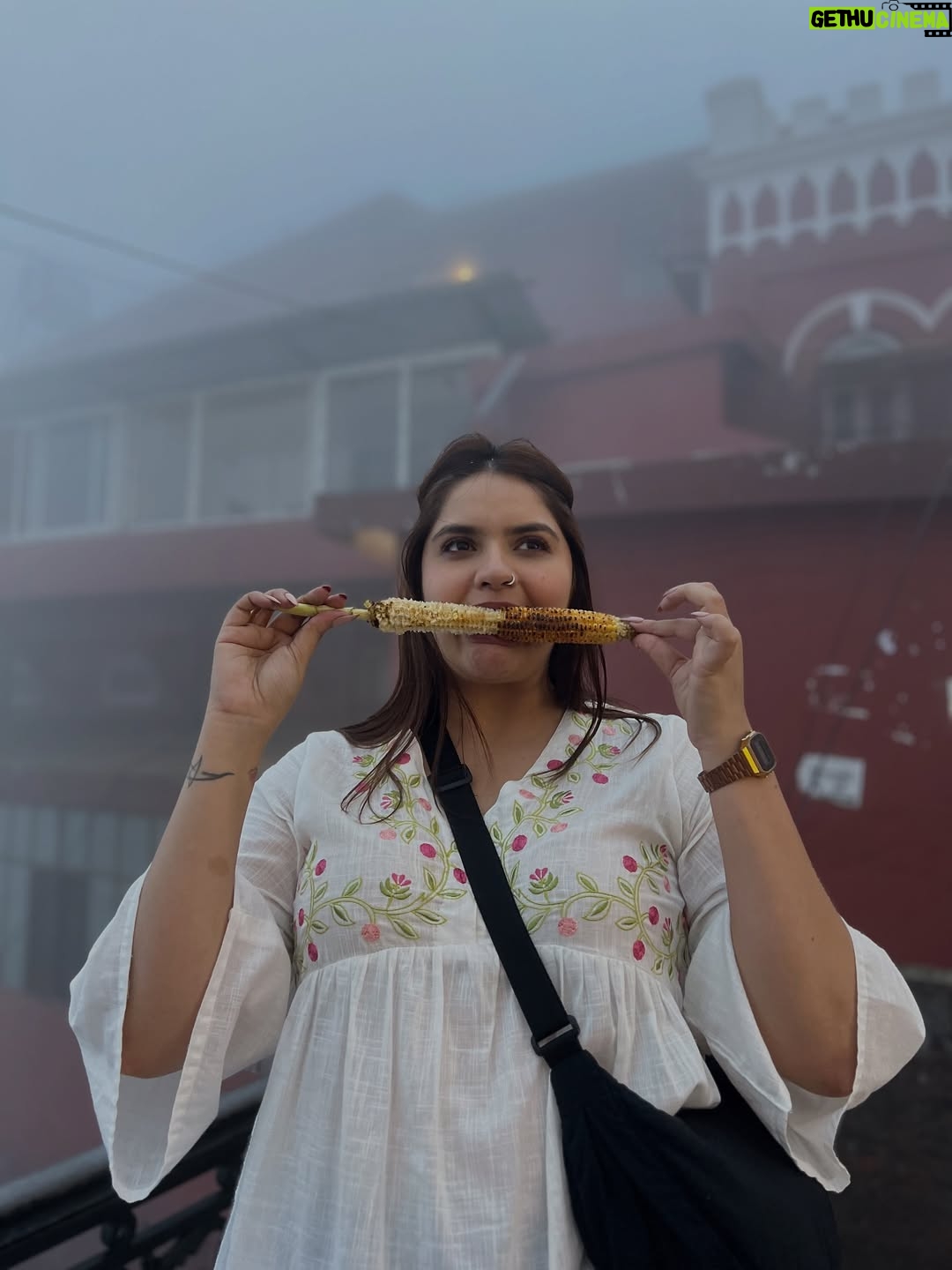 Anjali Anand - 23.6K Likes - 𝐓𝐡𝐫𝐨𝐮𝐠𝐡 𝐚𝐥𝐥 𝐭𝐡𝐞 𝐉𝐡𝐚𝐤𝐚𝐚𝐬 𝐚𝐧𝐝 𝐁𝐚𝐤𝐰𝐚𝐚𝐬 𝐨𝐟 𝐥𝐢𝐟𝐞, 𝐦𝐲 𝐑𝐢𝐝𝐞 𝐨𝐫 𝐃𝐢𝐞 🥰🥰🥰🥰🥰
 
Everything has its limits. But you don’t believe that at all, do you? Because when you love, you love unconditionally, without bounds. You have so much to give that the world is not enough for it to not be overwhelmed by it. Which is why, even when I’m not with you, I’m with you, by your side 🥰

Happiest Birthday sabki jaana @anjalidineshanand 🎊🥳🍾 कितने भी तू कर ले सितम (verrry late nights, for one 🤪), हँस-हँस के सहेंगे हम। ये प्यार ना होगा कम, सनम तेरी क़सम ❤️ #bff