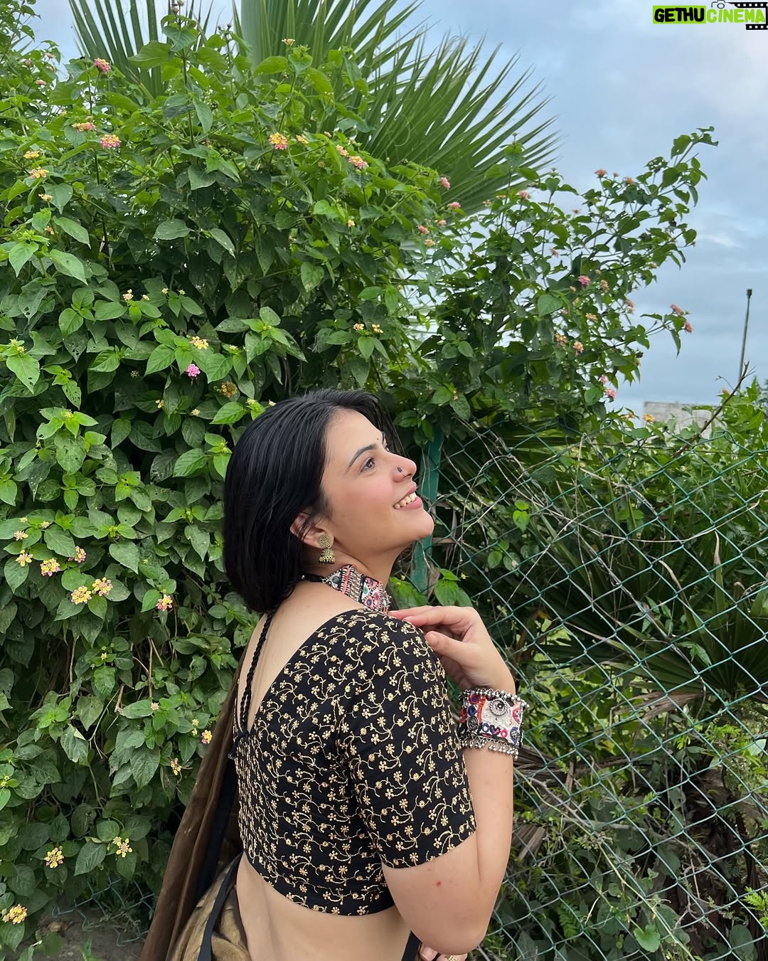 Anjali Kaushik - 39.9K Likes - Mee kashi distay?

[marathi, saree, india, culture, beautiful, explore, tissue silk saree, indian wear, nature] #instagram #instagood #love #like #photography #follow #instadaily #photooftheday #instalike #fashion #likeforlikes #picoftheday #beautiful #trending #followforfollowback #viral #insta #india #art #photo #bhfyp #explore #likes #nature #explorepage #style #happy #followme #model #travel