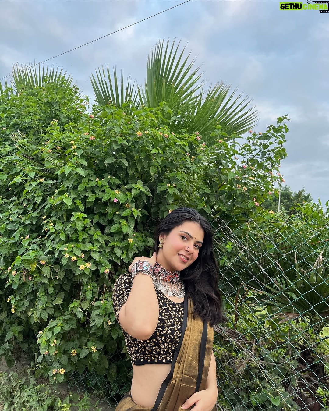 Anjali Kaushik - 39.9K Likes - Mee kashi distay?

[marathi, saree, india, culture, beautiful, explore, tissue silk saree, indian wear, nature] #instagram #instagood #love #like #photography #follow #instadaily #photooftheday #instalike #fashion #likeforlikes #picoftheday #beautiful #trending #followforfollowback #viral #insta #india #art #photo #bhfyp #explore #likes #nature #explorepage #style #happy #followme #model #travel