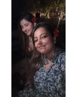 Anjali Manchanda Instagram - “Surround yourself with those who bring out your sparkle. ✨”
@anjalimua & @srishtinagpalmua