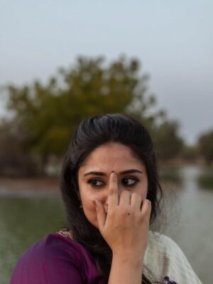 Anjana Jayaprakash Instagram - Pretty sarees give me a dopamine boost 💟
