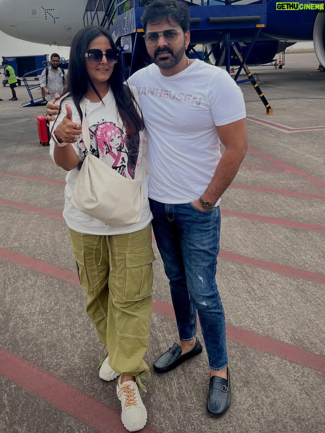 Anjana Singh - 321.9K Likes - पूछो ना हमारी पहचान कहाँ तक है 
तुम बदनाम करों, तुम्हारी औकात जहाँ तक है 🔥
#tohrajaisanyaarkaha❣️😘🥀 
#sherhainsher 
@singhpawan999 ji
#proudofyoufriend♥️ 
#anjanasingh #pawansingh999