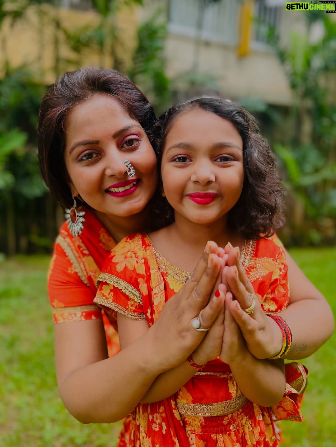 Anjana Singh - 236.3K Likes - HAPPY JANMASHTAMI 🙏🏻🌸