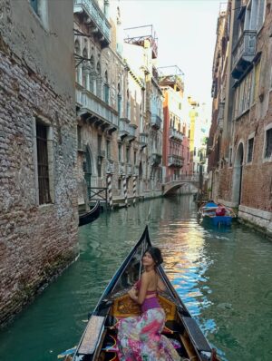 Anjini Dhawan Instagram - The time my mother almost fell out of a gondola 🤣🤪