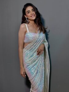 Actress Anjum Fakih HD Photos and Wallpapers October 2025