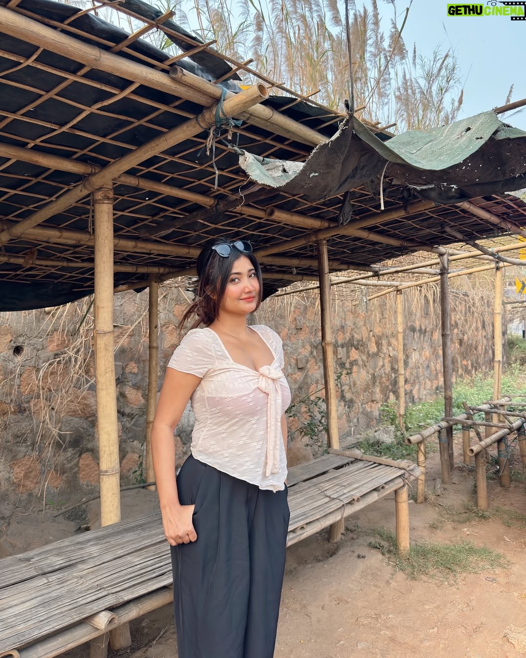 Ankeeta Mahato - 90.3K Likes - Prettiest problem🫵🏻