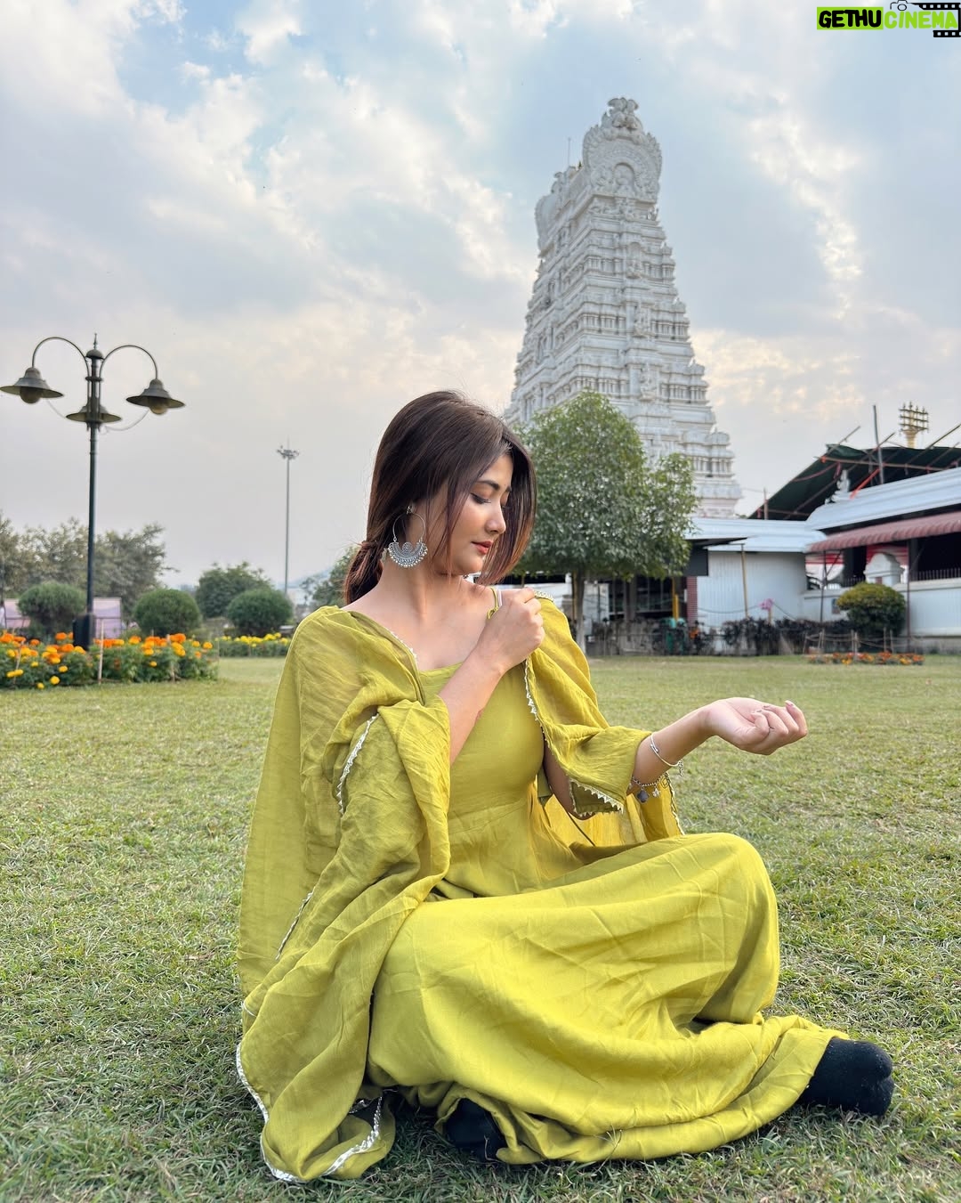 Ankeeta Mahato - 11.4K Likes - 🦚