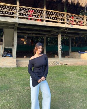 Ankeeta Mahato Instagram - 🐝