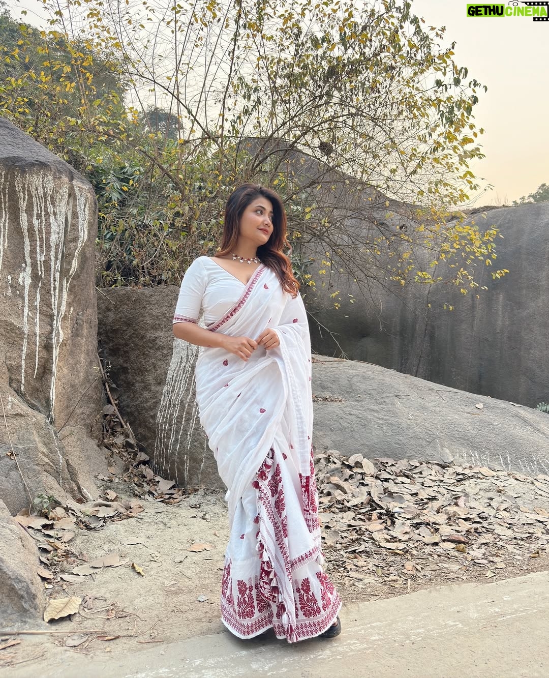 Ankeeta Mahato - 13.8K Likes - 🦢🪷🤍