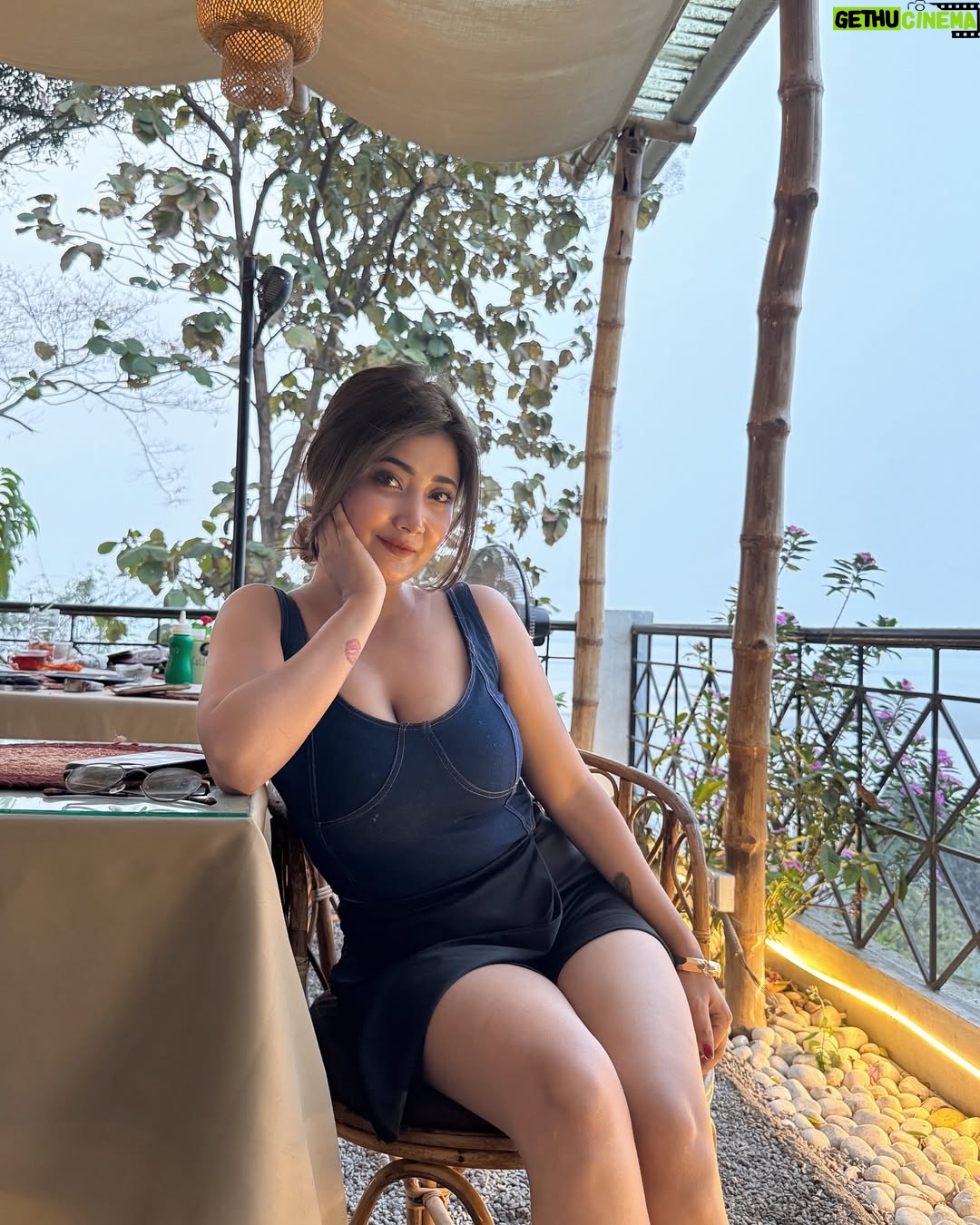 Ankeeta Mahato - 18.2K Likes - <33