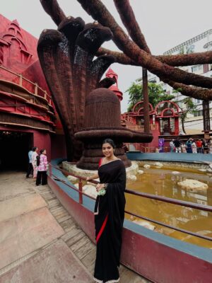Ankita Bhattacharyya Instagram - Durga Puja Pandal Hopping ❤️
1st time Kolkatar pujo dekha  @ujanmondal ❤️❤️❤️❤️